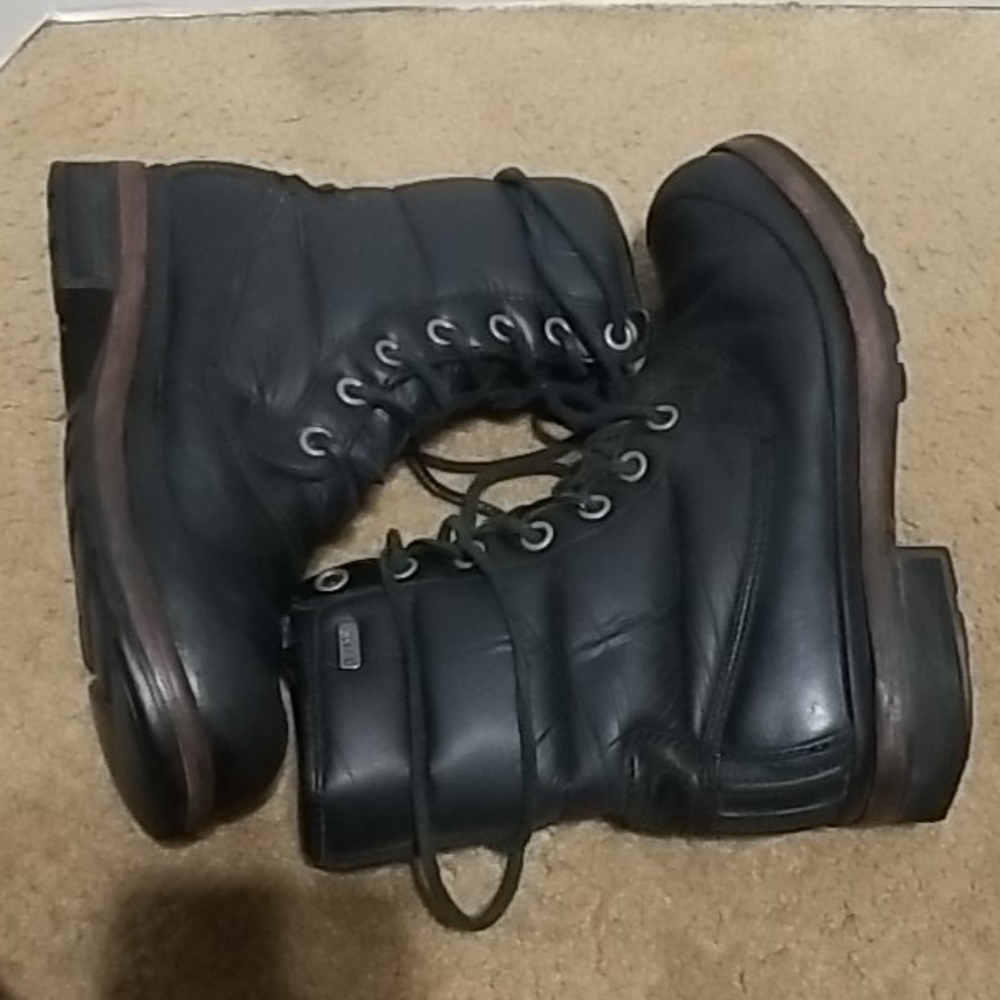 UGG Waterproof Booties - Picture 7 of 14